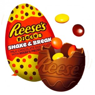 Reese's Pieces Shake & Break Egg 2