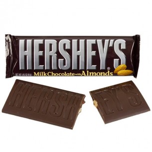 Hershey's Milk Chocolate Almonds 43 g 2